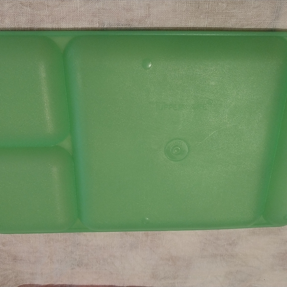 Tupperware Dining Tupperware Divided Lunch Dinner Plates Trays